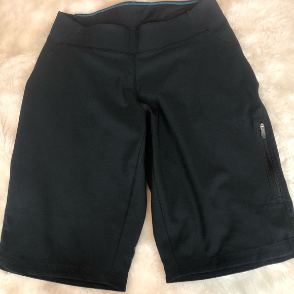 COLUMBIA Back Beauty Long Sport Shorts, size Small - Picture 3 of 6